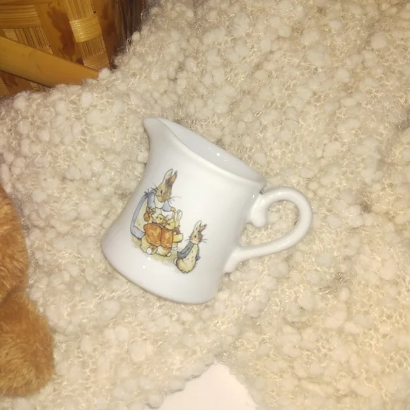 Beatrix Potter Peter Rabbit Milk Jug - Picture 3 of 4